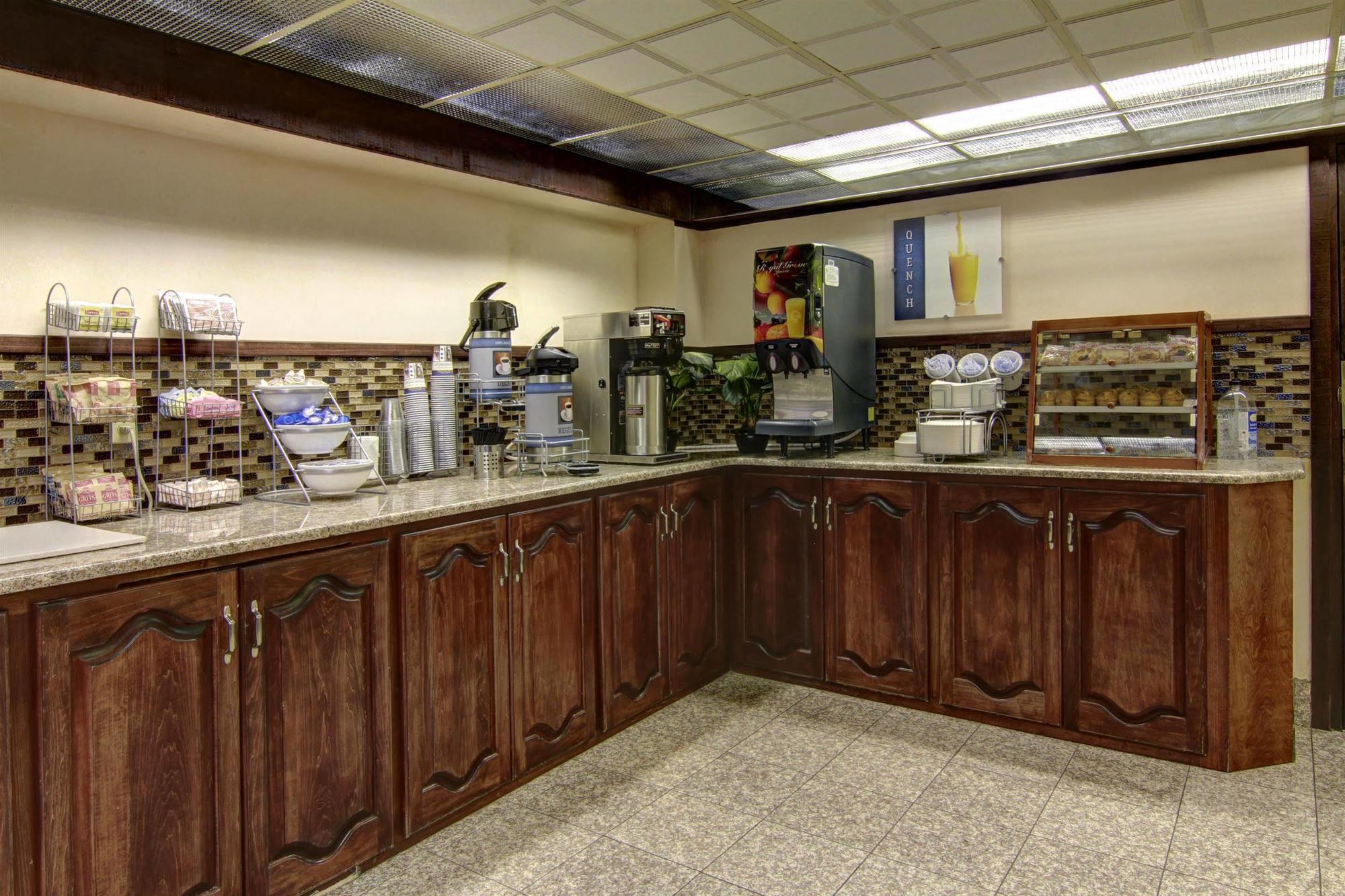 Best Western Riverside Inn Μαίηκον Εξωτερικό φωτογραφία